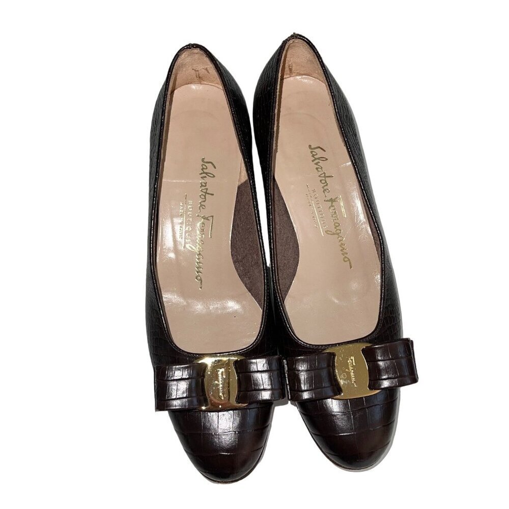 Salvatore Ferragamo Brown Croc-Embossed Vara Bow Pumps with Gold Buckle